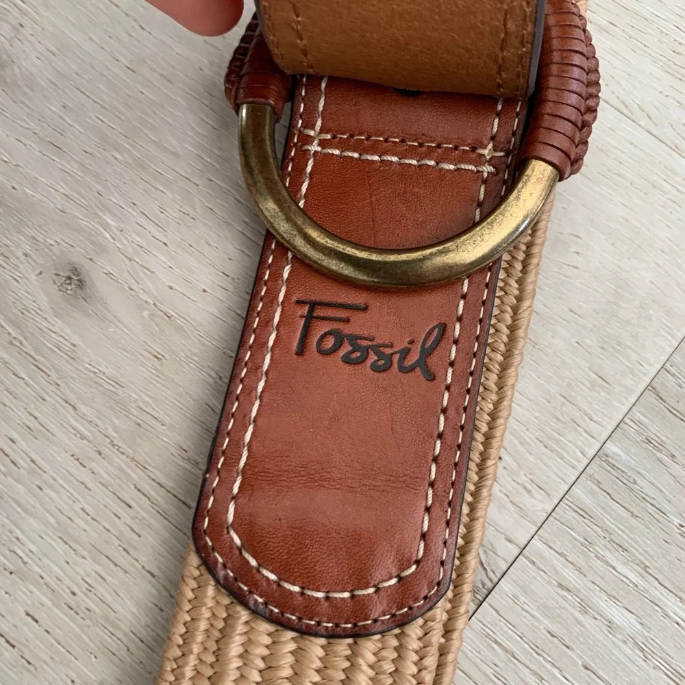 Fossil Womens Woven Stretch Belt Brown Leather Buckle Tan Straw BT3476200 Small